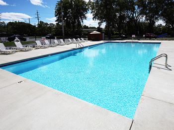 Edgewater landing pool
